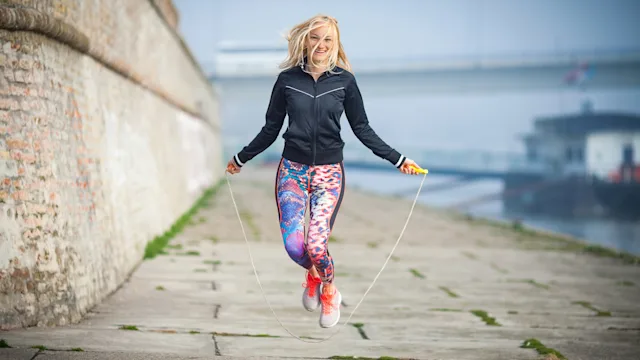 High cholesterol: Triglyceride levels: jumping rope 478801296
