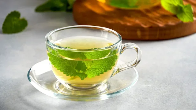 Weight-loss: lemon balm tea 1247760466