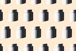 There are many common anxiety medications that help treat anxiety. Here, we'll look at the different anxiety medication names for generic and brand medications that are available.