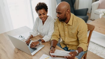 fsa-hsa: couple working on budget 2163635350