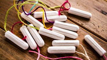 tampons-with-colorful-strings-1276870846