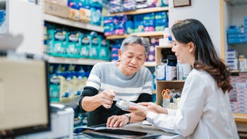 Health: Gas X: customer pharmacist 1401172653