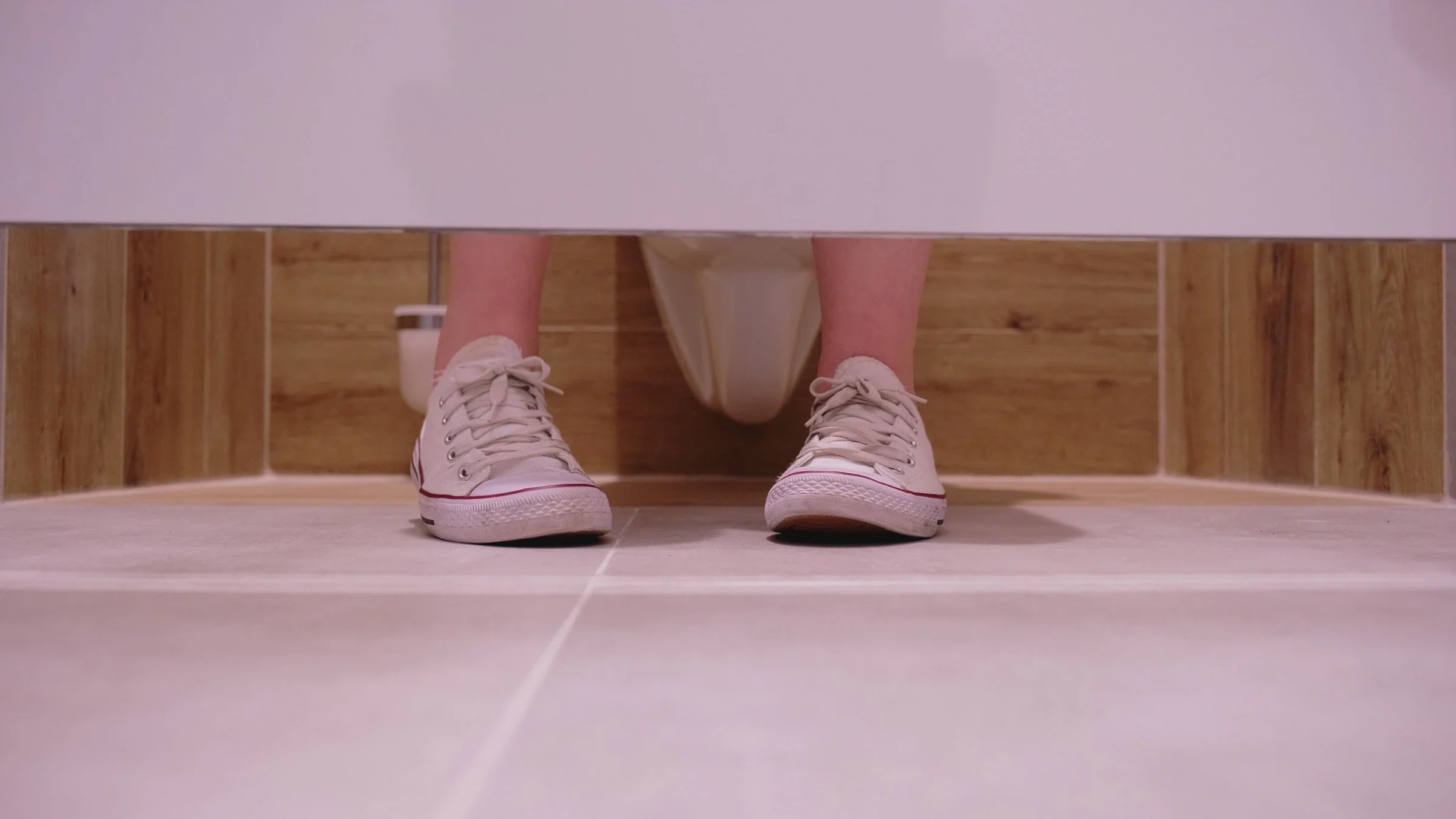 Constipation: shoes under bathroom door 1336836370