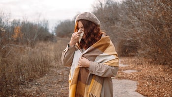 Antihistamines: Alcohol: person with allergies blowing nose 1369520804