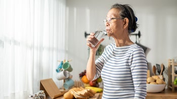 diet-nutrition: senior woman drinking water 1419482635