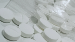 There is more than one metformin extended-release product. Should you take the modified or osmotic-release metformin? Learn the difference between the types.