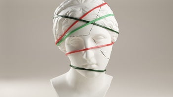 Reyvow: feeling of migrane statue -1477217153
