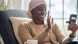 Side effects of topotecan (Hycamtin) may include stomach pain, nausea, and shortness of breath. See more common topotecan side effects, plus ways to manage them.