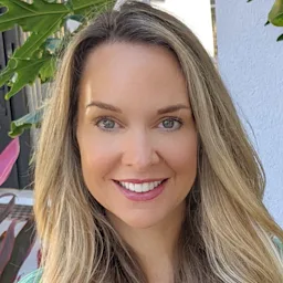 Kim Grundy, PT