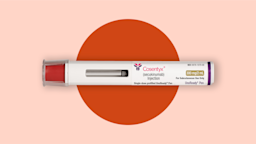 The image shows a Cosentyx injection pen against a red background.
Courtesy of Novartis