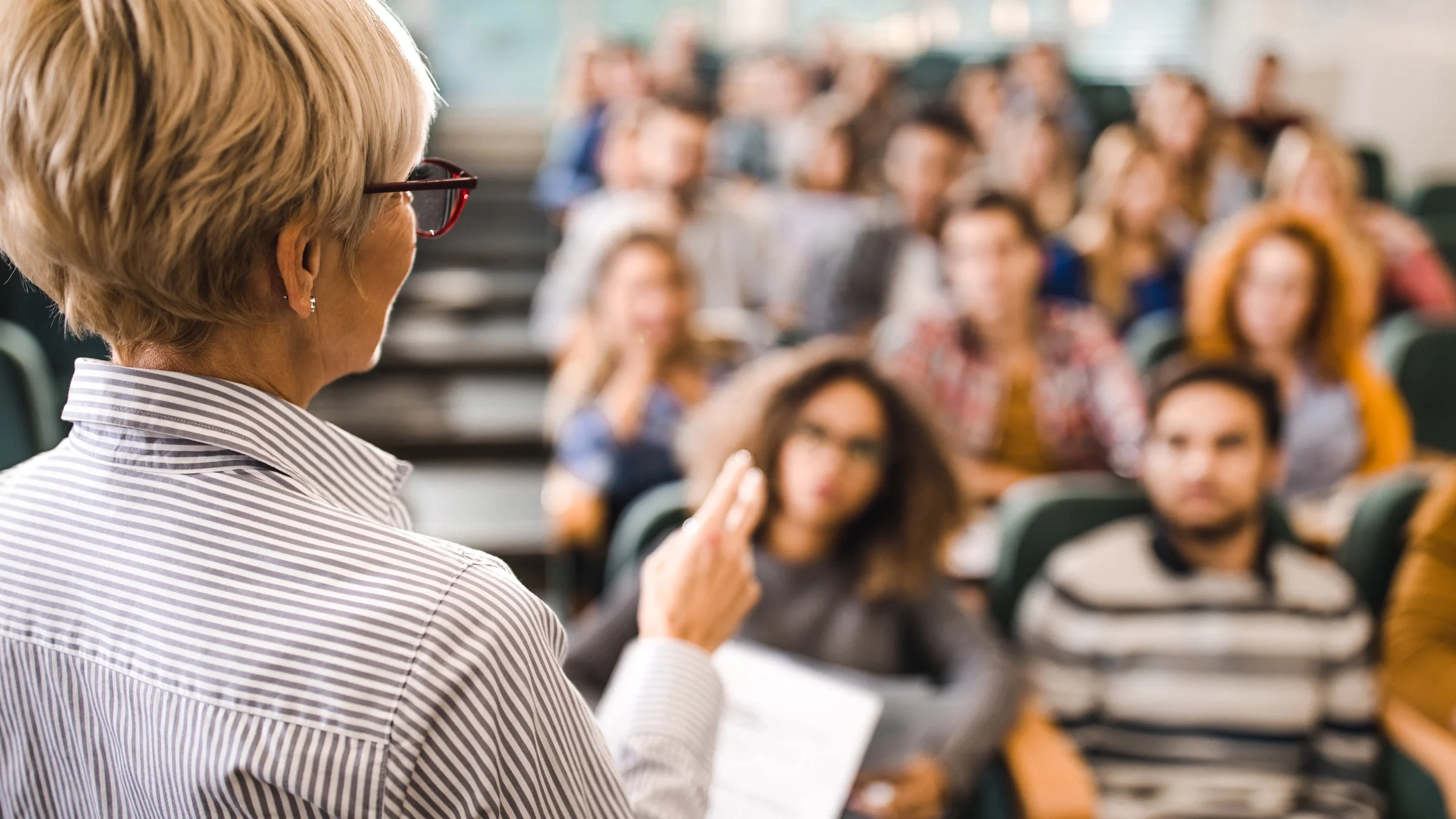 A lawyer speaking to a room full of med school students.