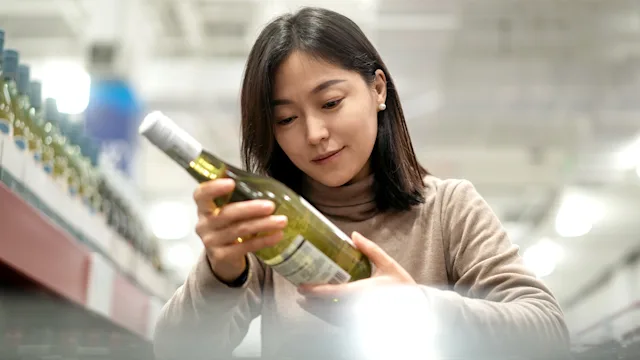 Can You Drink Alcohol With Macrobid (Nitrofurantoin)?