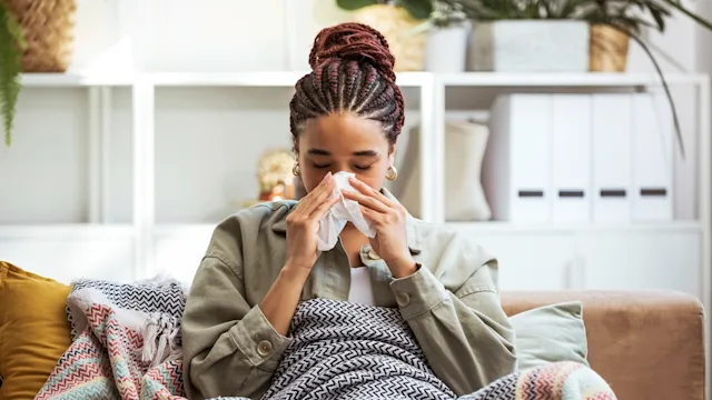 Benadryl vs. Claritin: 7 Differences Between These Allergy Medications