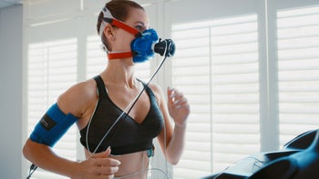 Health: Movement and exercise: woman Vo2 max training mask 1420705915