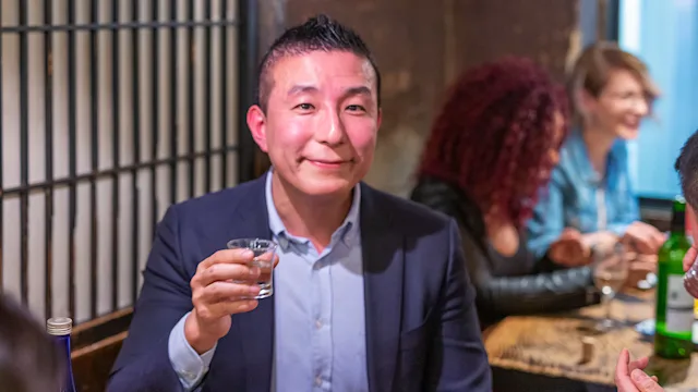 Alcohol: intolerance: holding glass alcohol flush 1172360921