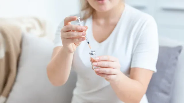 What to Know About Progesterone in Oil Injections for Fertility