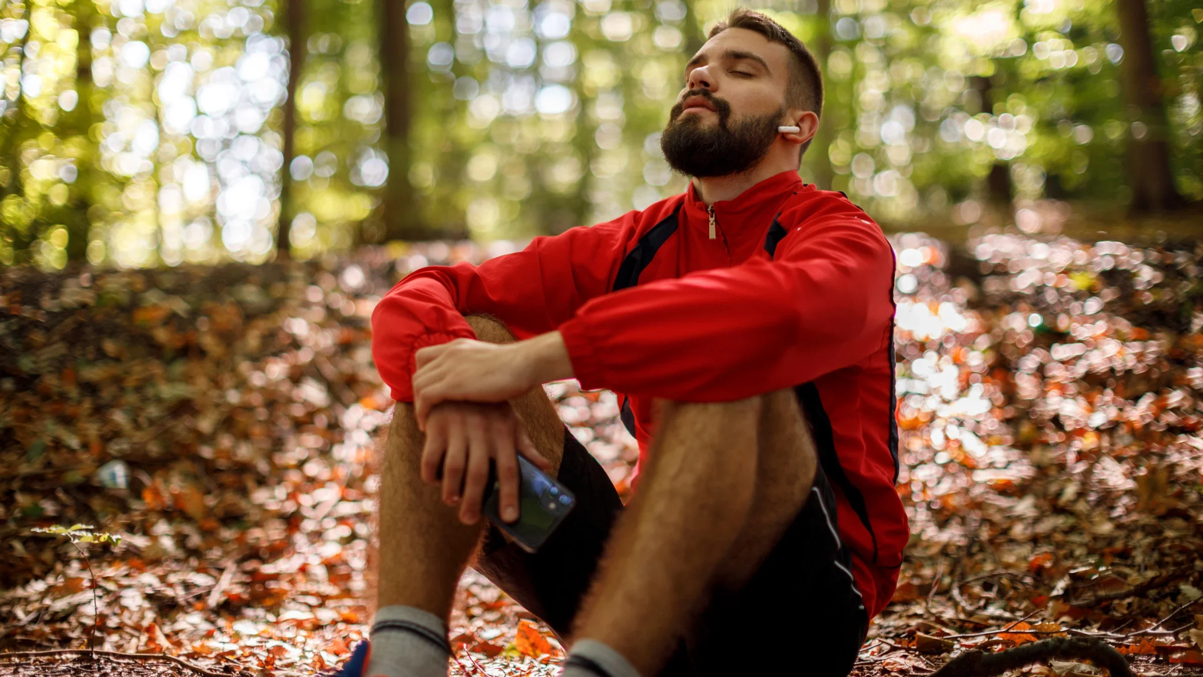 Health: Asthma: man resting in nature 1286401346