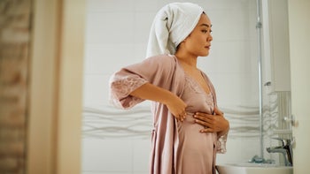 Breast cancer: Lump: breast exam bathroom mirror-1357073861