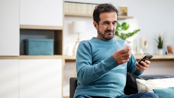 Health: Lumateperone: man researching medicine on smartphone 1460491852