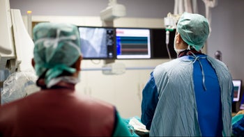 Heart: Cardiac: cardiologist in surgery room-154963610