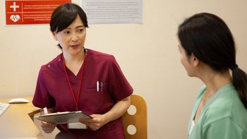 Gynecology: Salpingectomy: gynecologist patient consultation 1433290174
