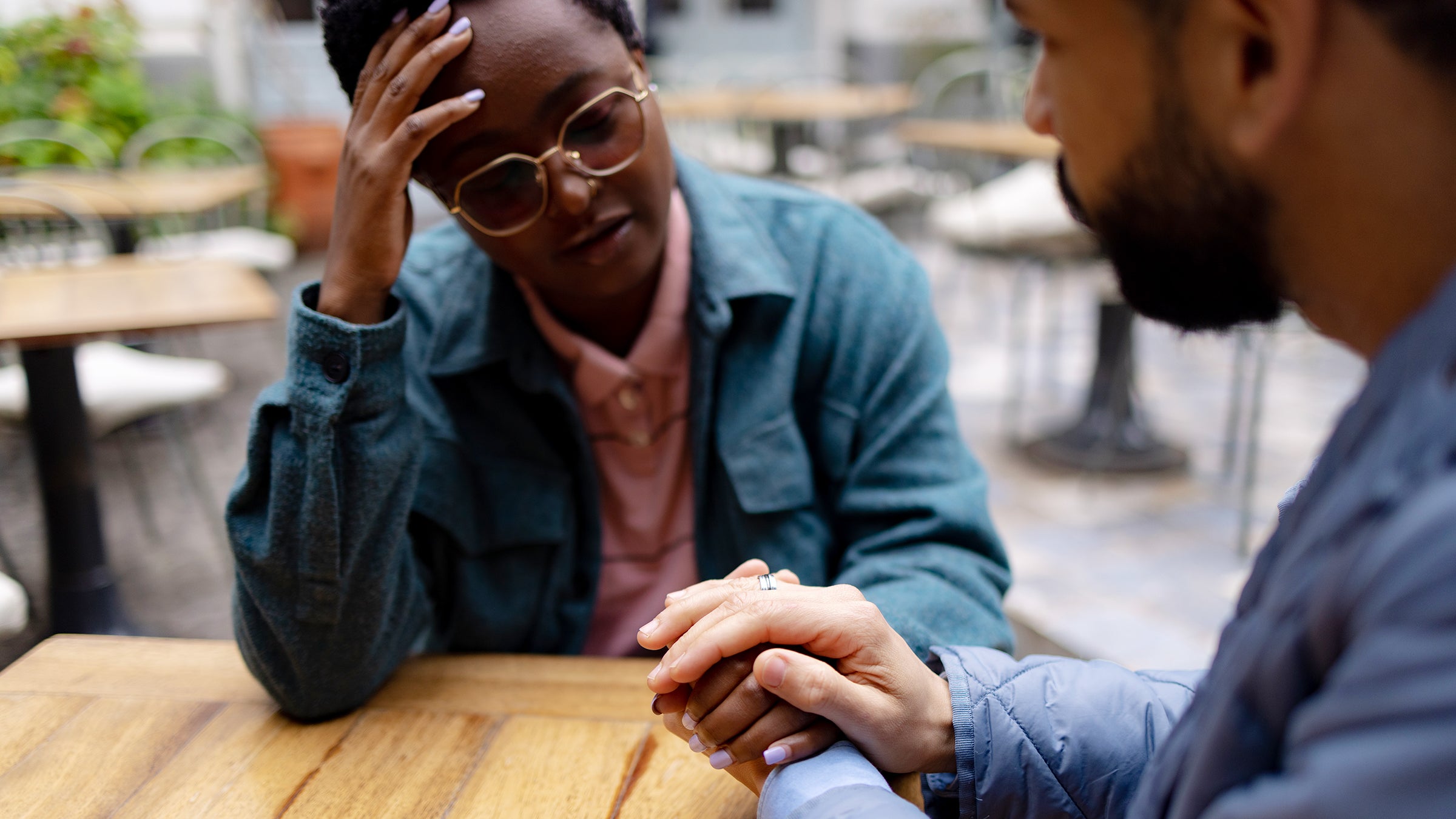 Health: Mental health: man consoling friend 1443582995
