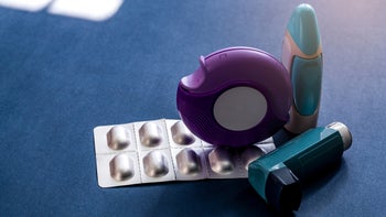 side-effects: inhaler: asthma: different types of asthma medications-946384558
