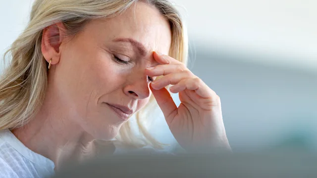 Hematology: woman feeling faint 1483143449