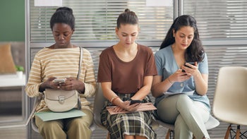 Breast cancer: Race: women-in-waiting-room-1349260940