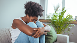 Crohn’s disease, an autoimmune condition that causes inflammation of the digestive tract, can burden patients with costs for medications and doctor’s visits. Many with the illness also lose several hundred dollars per year from missed work. Surgery and related conditions can add thousands more to the price tag for managing Crohn’s. 