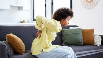 Sickle cell disease: woman with back pain 1489514630