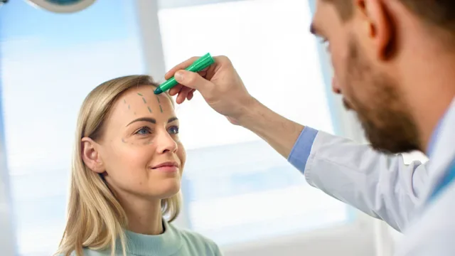 Health: Procedures: woman facelift surgery-1043634498