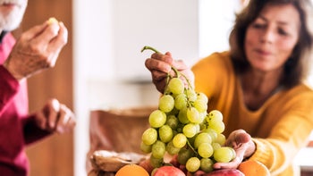 Health: Diet and nutrition: closeup cluster of grapes 879588410
