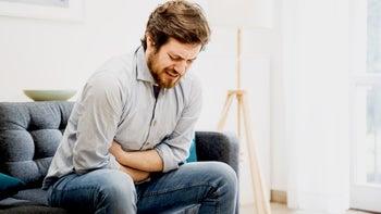 Constipation: stomach pain couch 1202531834