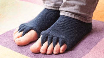 musculoskeletal: feet wearing toe seperator socks 1333961136
