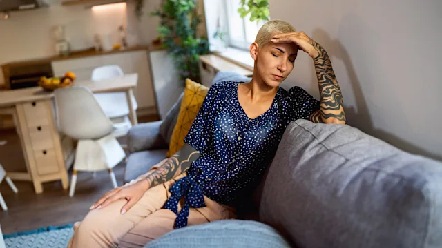 Side effects: woman feeling fatigue 1650775012