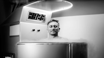 Health: Alternative treatments: GettyImages-1138494392