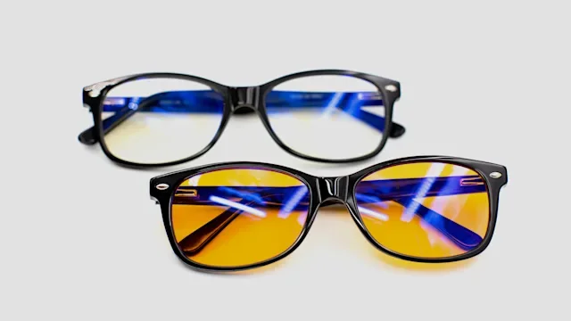 Eye: blue light glasses on white background 1177608611