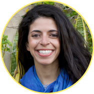 Yellow circle headshot for Amy Gragnolati.