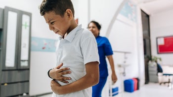appendicitis: child with appendicitis 1920361137