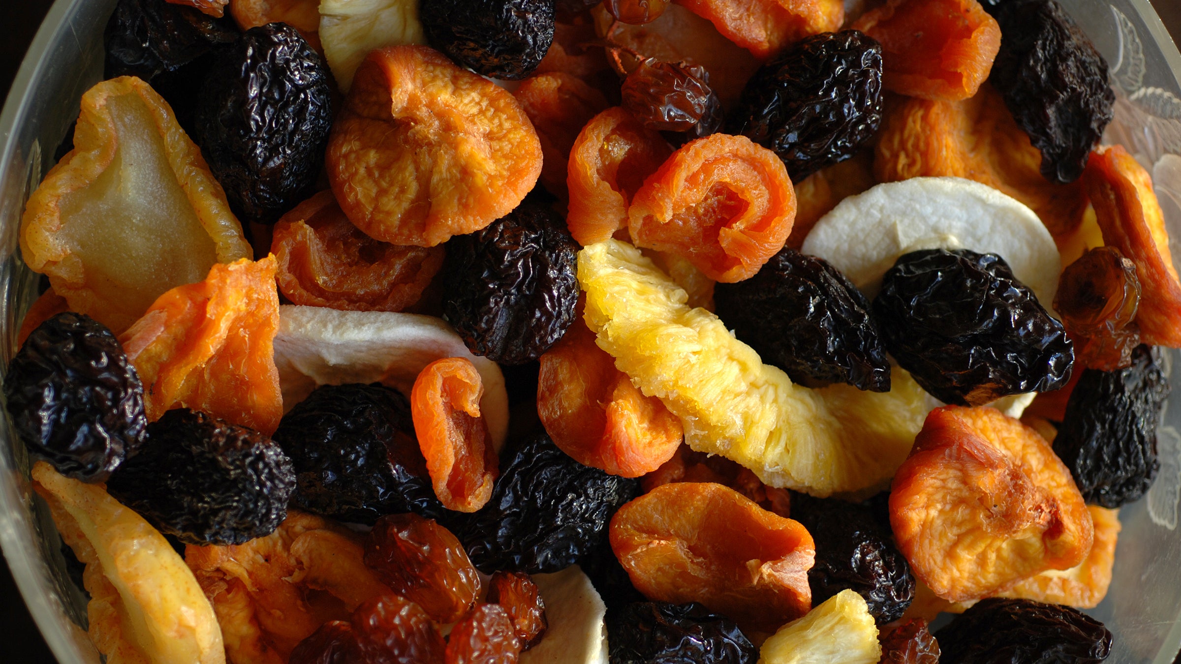diet-nutrition: closeup dried fruit 95229424