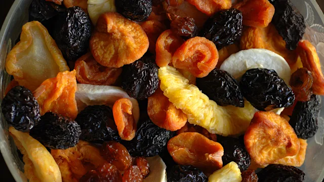 diet-nutrition: closeup dried fruit 95229424