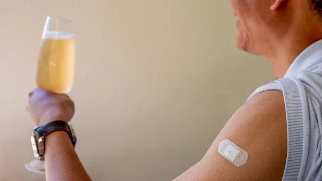 Can You Drink Alcohol After Getting the Flu Shot or While Taking Tamiflu or Xofluza?