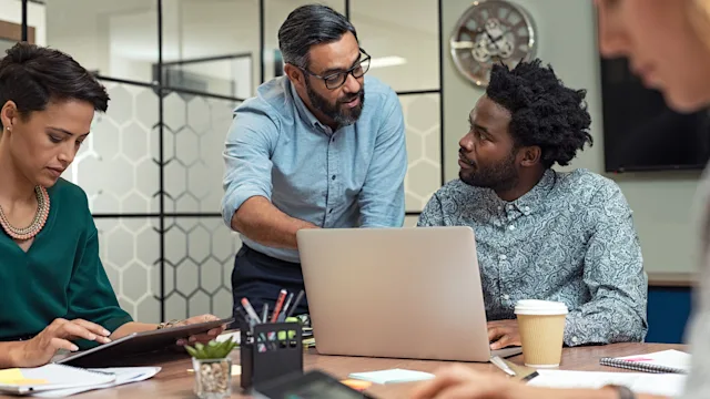 at work: business people at workplace 1059661326