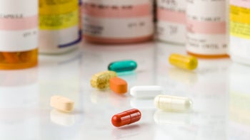 hydrochlorothiazide: assortment of pills 92964678