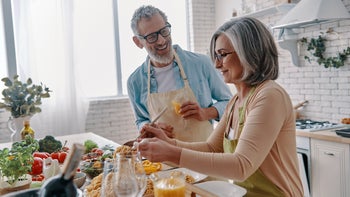 Health: Diet and nutrition: couple preparing healthy meal 1307241725