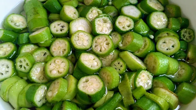 Diet and nutrition: closeup slices of okra in water 1364773691
