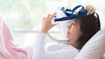 Medical supplies and devices: CPAP: cpap machine woman-614856072