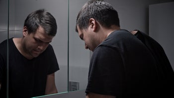 Mens-health: man upset in bathroom 1581394671