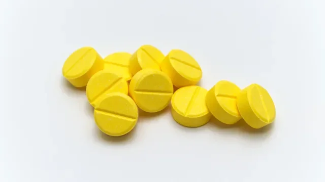 Spironolactone for Acne: Side Effects, Treatment, Dosage, and More